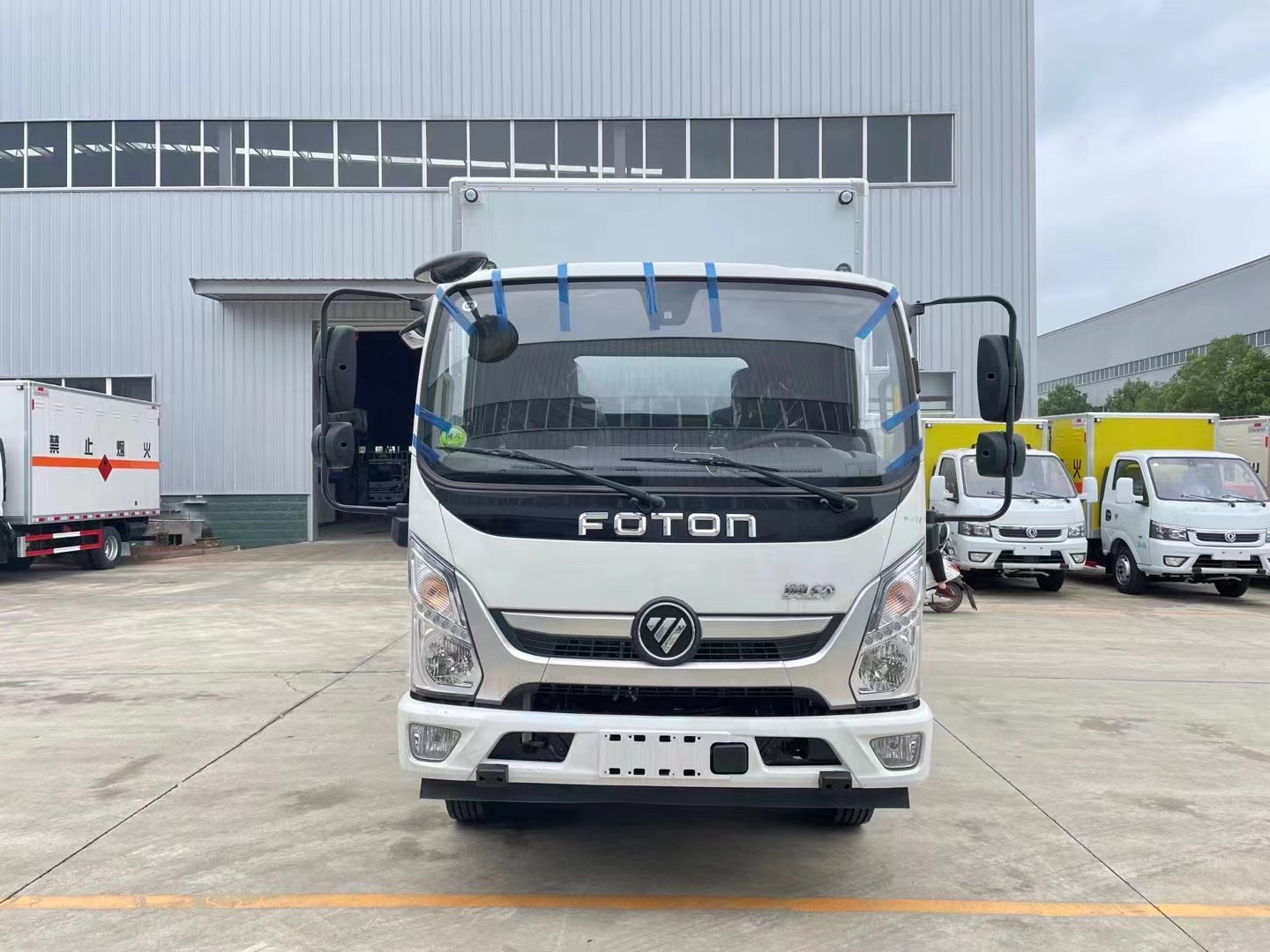 福田奧鈴藍牌4.2米爆破器材運輸車